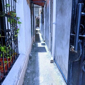 Exterior detail - Hidden house, located in the heart of the Romantic Zone of Puerto Vallarta. (Puerto Vallarta)