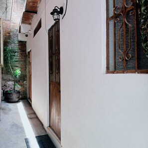 Exterior detail - Hidden house, located in the heart of the Romantic Zone of Puerto Vallarta. (Puerto Vallarta)