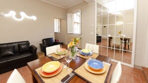 Dining - Loft Lucca by Interhome (Lucca)