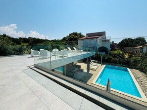 Beheizter Pool
