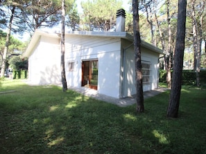 Exterior - Ferienvilla Beethoven by Interhome (Lignano Pineta)