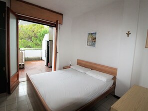 Room - Capriccio 15 für 4 Personen by Interhome (Lignano Pineta)