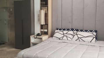 Luxury Suite, 2 Bedrooms, Mountain View | In-room safe, blackout drapes, iron/ironing board, free WiFi