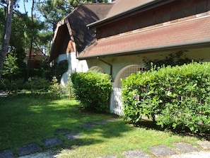 Unclassified image, 2 of 17, button - Villa Cà del Portegheto 3 by Interhome (Lignano Pineta)