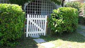 Unclassified image, 5 of 19, button - Villa Cà del Portegheto 1 by Interhome (Lignano Pineta)