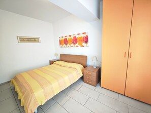Unclassified image, 3 of 16, button - 'Central Palace 24 by Interhome (Lignano Pineta)