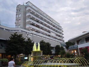 Unclassified image, 2 of 16, button - 'Central Palace 24 by Interhome (Lignano Pineta)