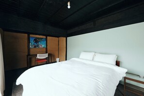 Room - Vrbo Property (恵那市)