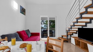 Living area - Pine Canopy Ein-Schlafzimmer-Duplex-Wohnung A5 by Interhome (Brela)