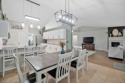 Navarre Getaway • Game Room • Near Navarre Beach