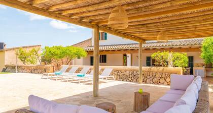 SON ROSSINYOL NOU - Schönes Agrotourismus-Anwesen mit privatem Pool in Campos und kostenl