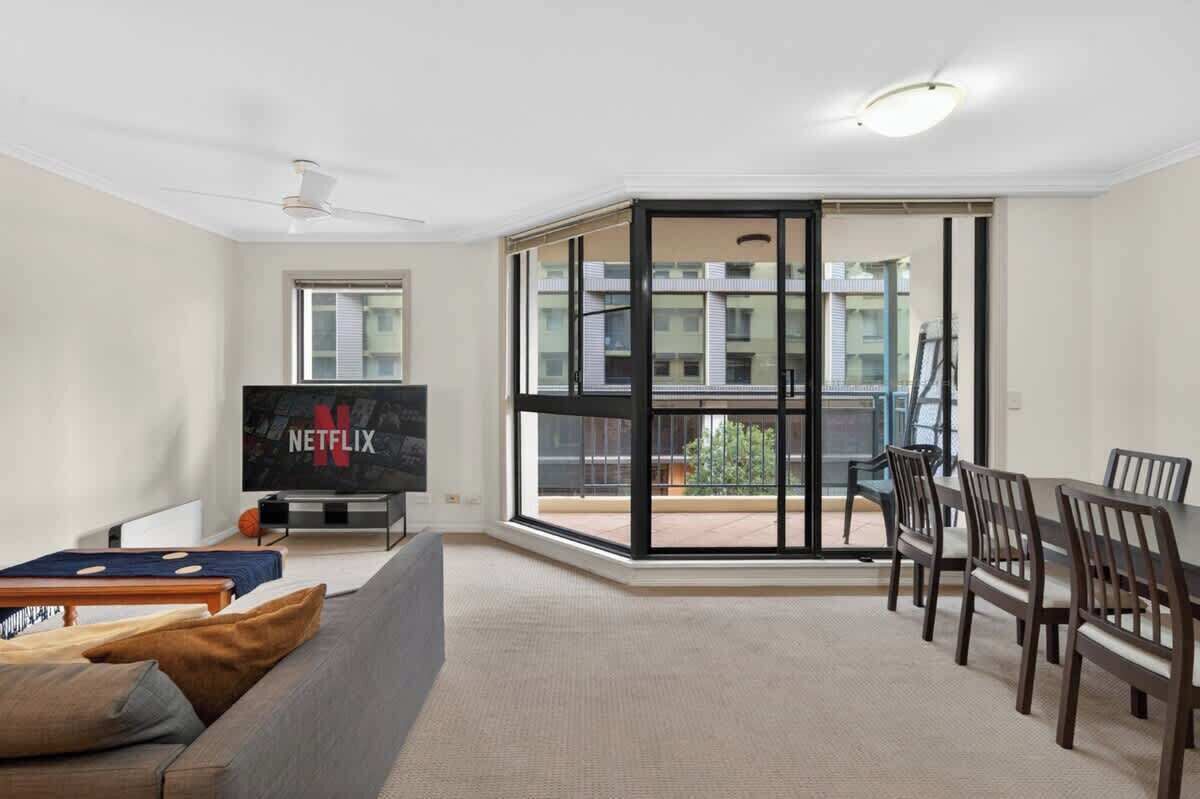 TV, offices