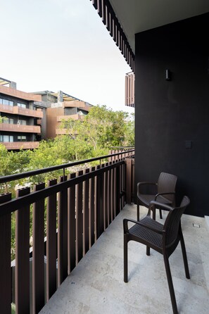 Property grounds - Tulum Hotel Zone Studio: walking distance to the beach and Jaguar Park (Q.R.)