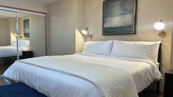 2 bedrooms, iron/ironing board, free WiFi, bed sheets
