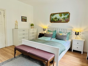 1 bedroom, desk, iron/ironing board, travel cot - Vacation apartment Weidenhof (Stahnsdorf)