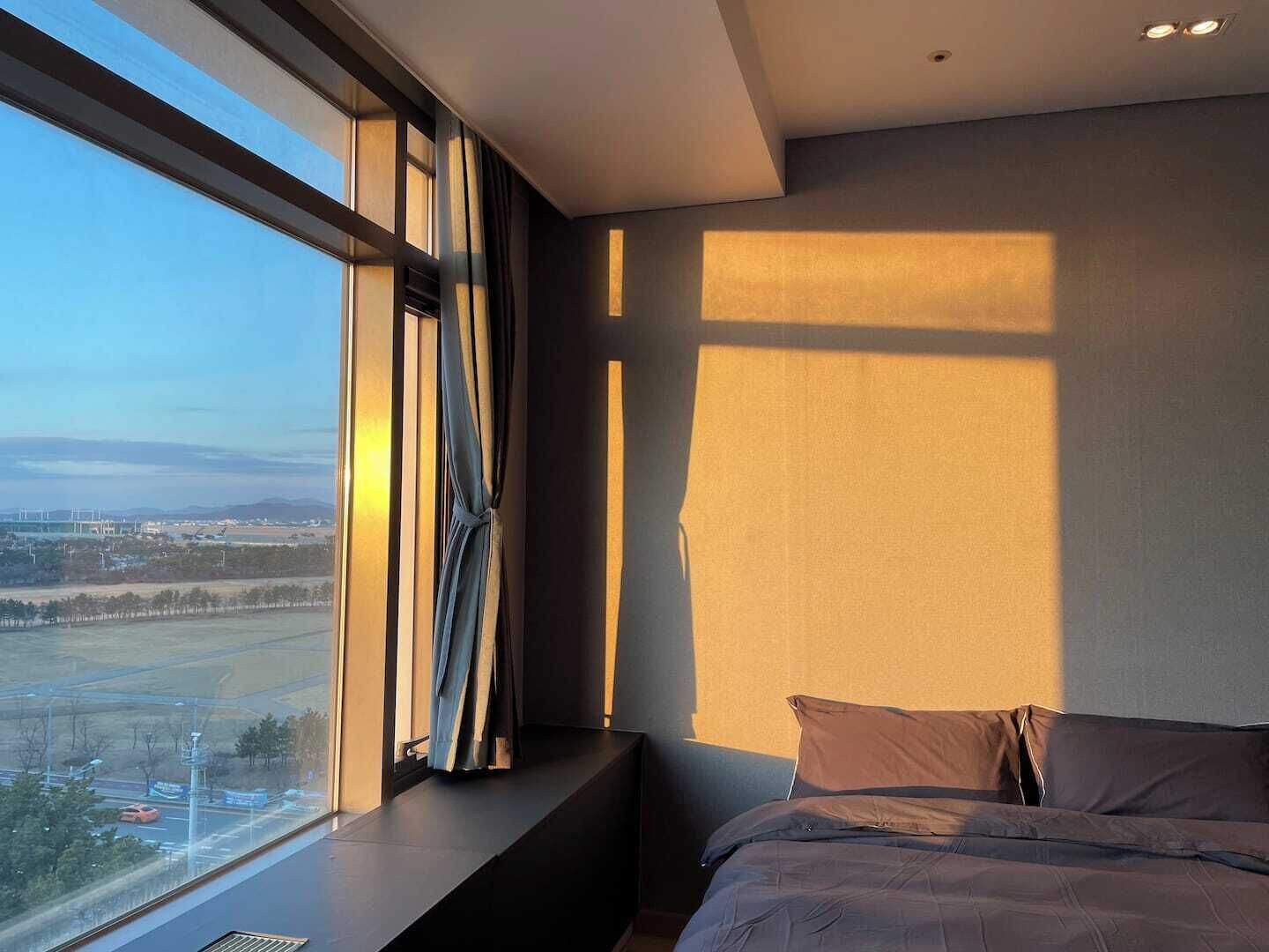Deluxe Studio, Park View | Desk, laptop workspace, free WiFi, bed sheets