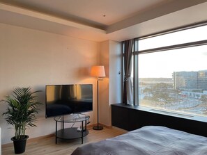 Studio Deluxe, vue sur le parc | Bureau, espace de travail pour ordinateurs portables