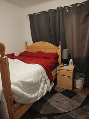 Room - 1 Room in our home in Salt Lake City
Near International Airport and Fair Park (Salt Lake City)