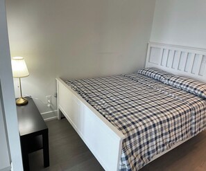 2 bedrooms, iron/ironing board, WiFi, bed sheets - Luxury 2BR Downtown Miami Condo | City Views (Miami)