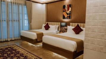 In-room safe, iron/ironing board, free WiFi