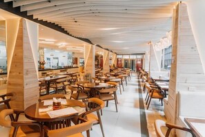 Dining - Rosepine Hotel (La Trinidad)