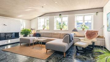 House | Interior