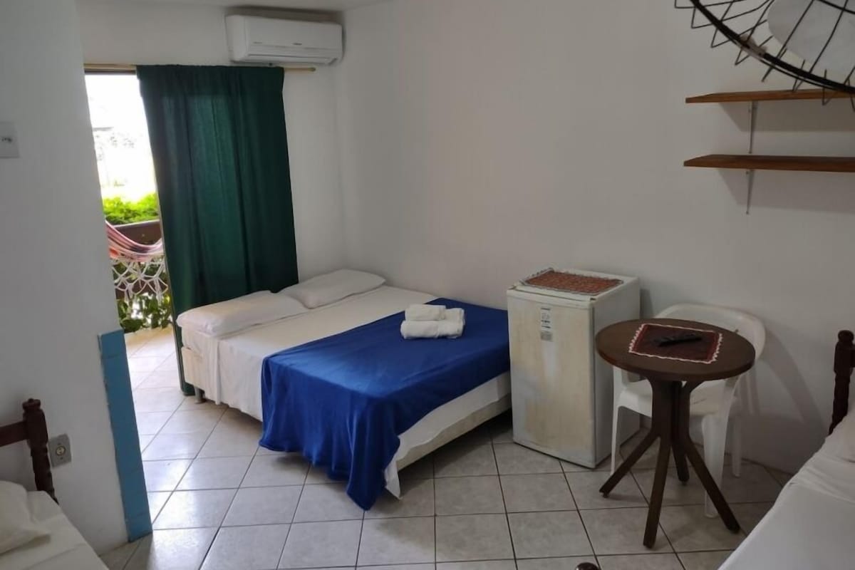 Standard Room | Minibar, WiFi (free), bed sheets