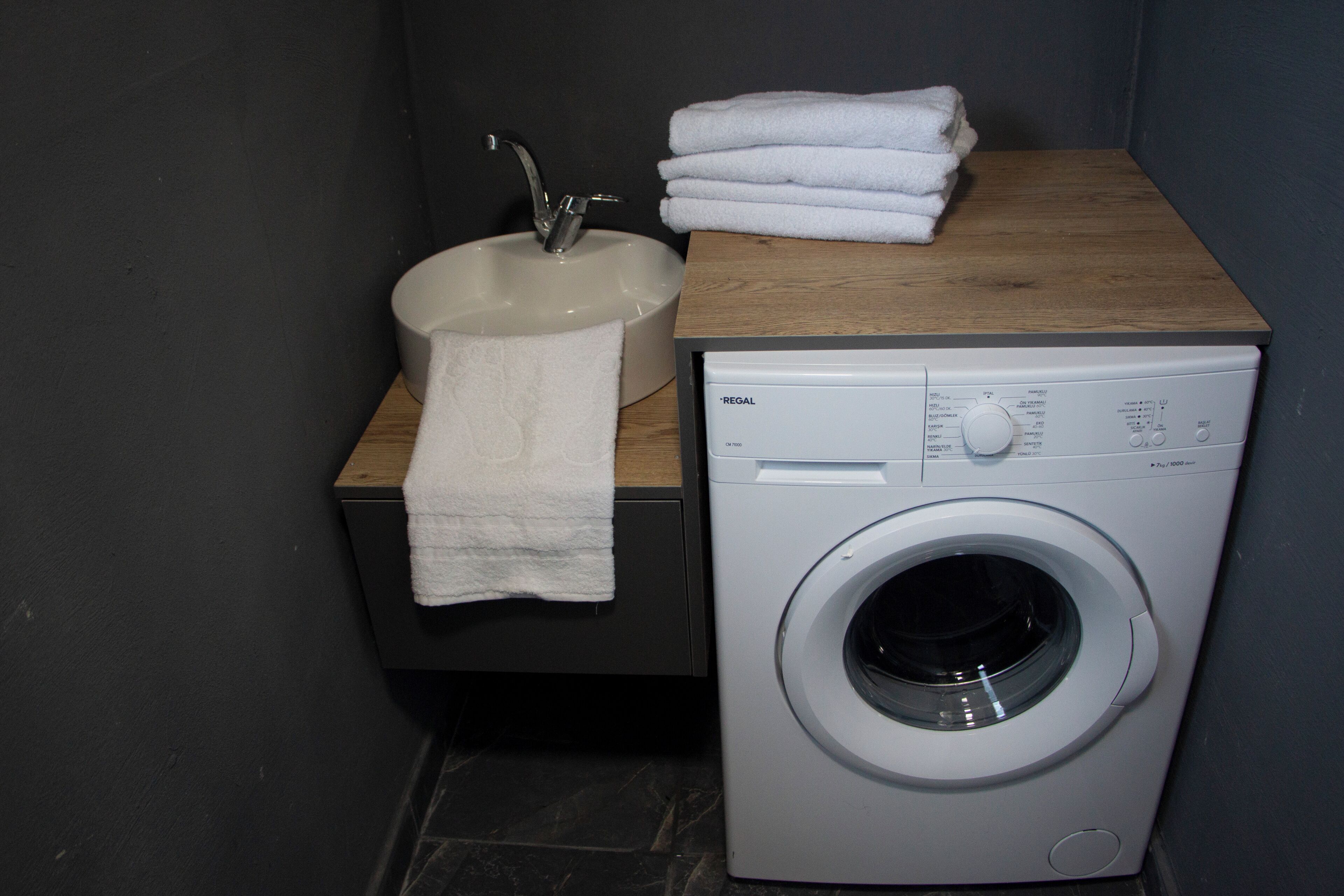 2+1 Daire Orman Manzarali | Baño | Artículos de higiene personal gratuitos, secador de pelo y toallas