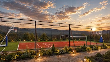 Sport court