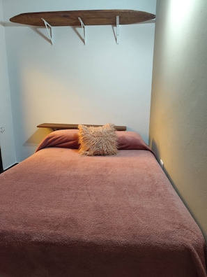 1 habitación, internet, ropa de cama y acceso para silla de ruedas 