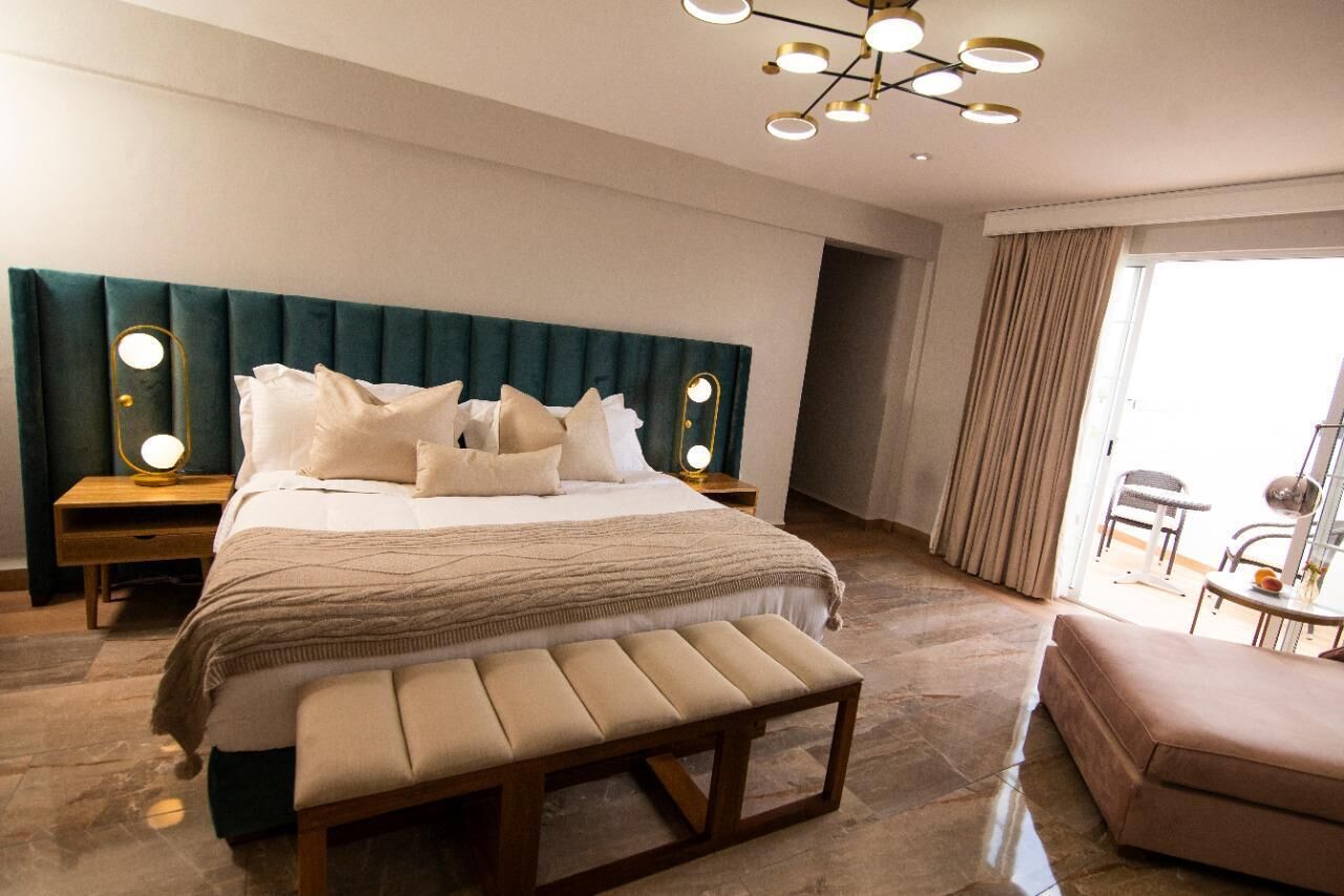 Superior suite, balkon, uitzicht op stad | Gratis wifi