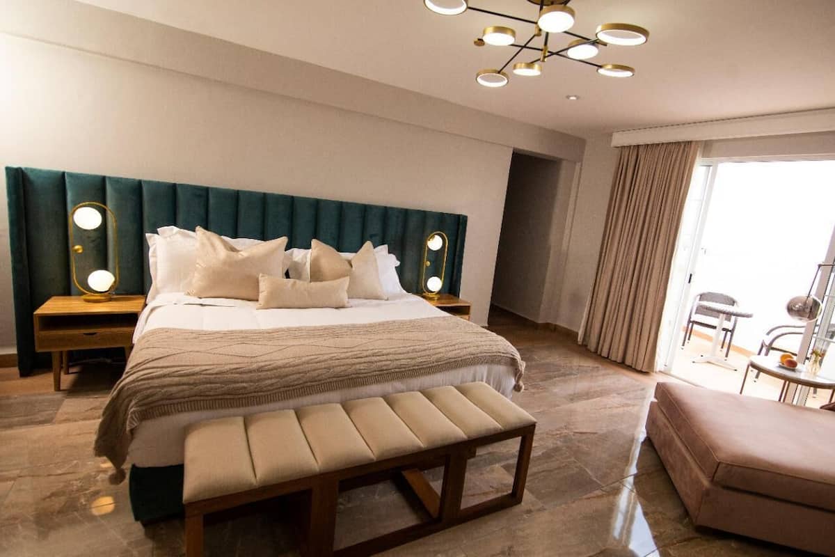 Superior Suite, Balcony, City View | Free WiFi