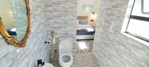 Shower, slippers - Neo & Ruks Guest Houses Boston  (Cape Town)