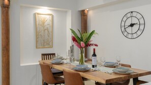 Dining - Surya 11 | Port Douglas (PORT DOUGLAS)
