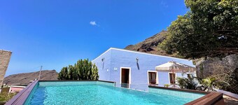 Standard room with breakfast - Casa Regina Tenerife with swimming pool