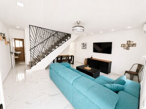Living area - Casa Sol de Algarrobo - Beach and Swimming Pool just a few steps away (Algarrobo-Costa)
