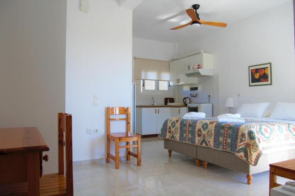 Premium bedding, pillow-top beds, in-room safe, free WiFi