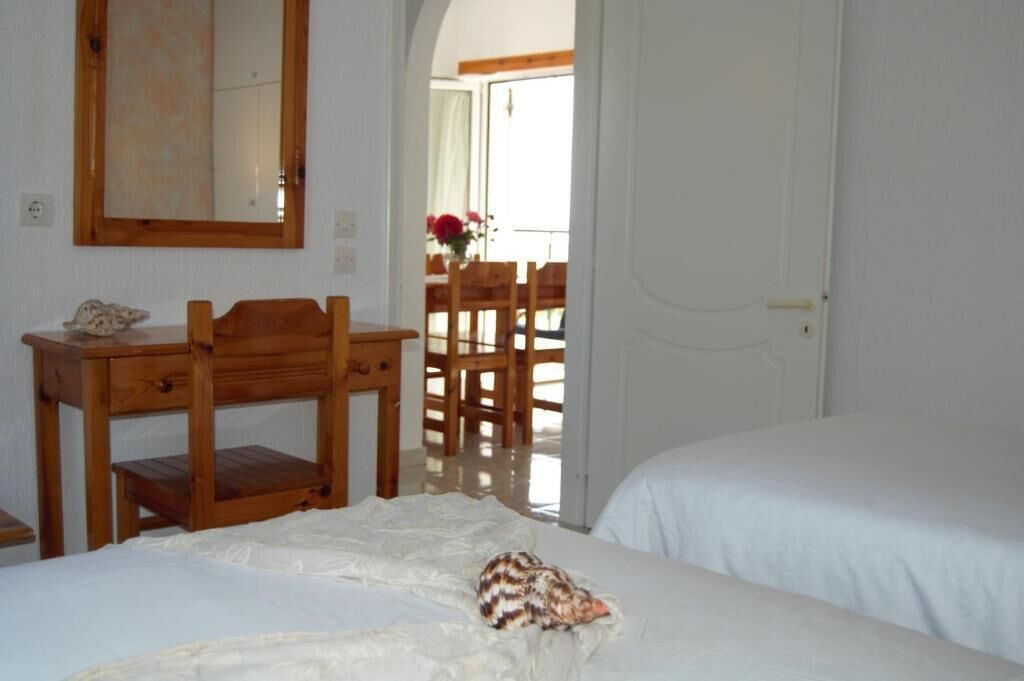 Premium bedding, pillow-top beds, in-room safe, free WiFi