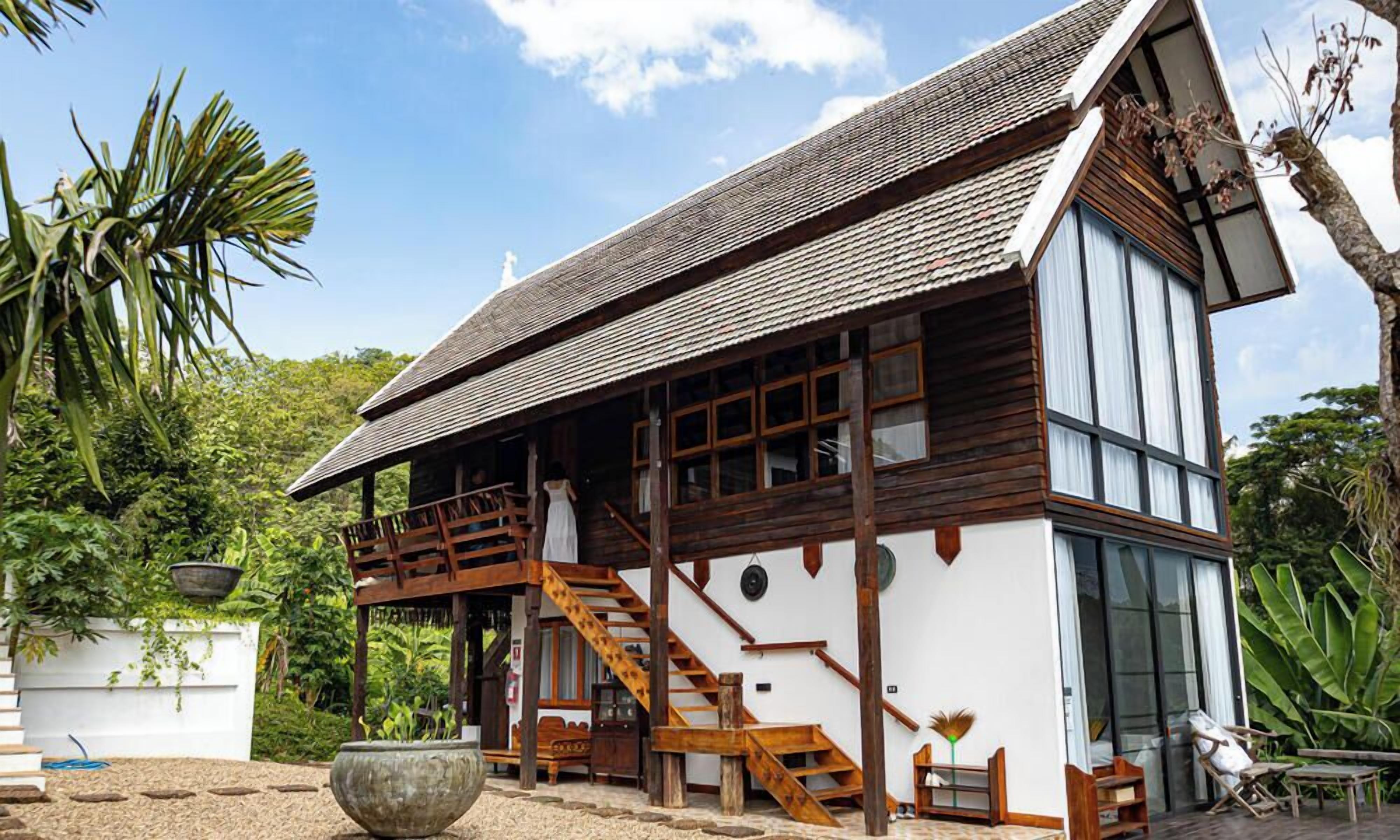 Family Villa, Garden View | Desk, WiFi (free)
