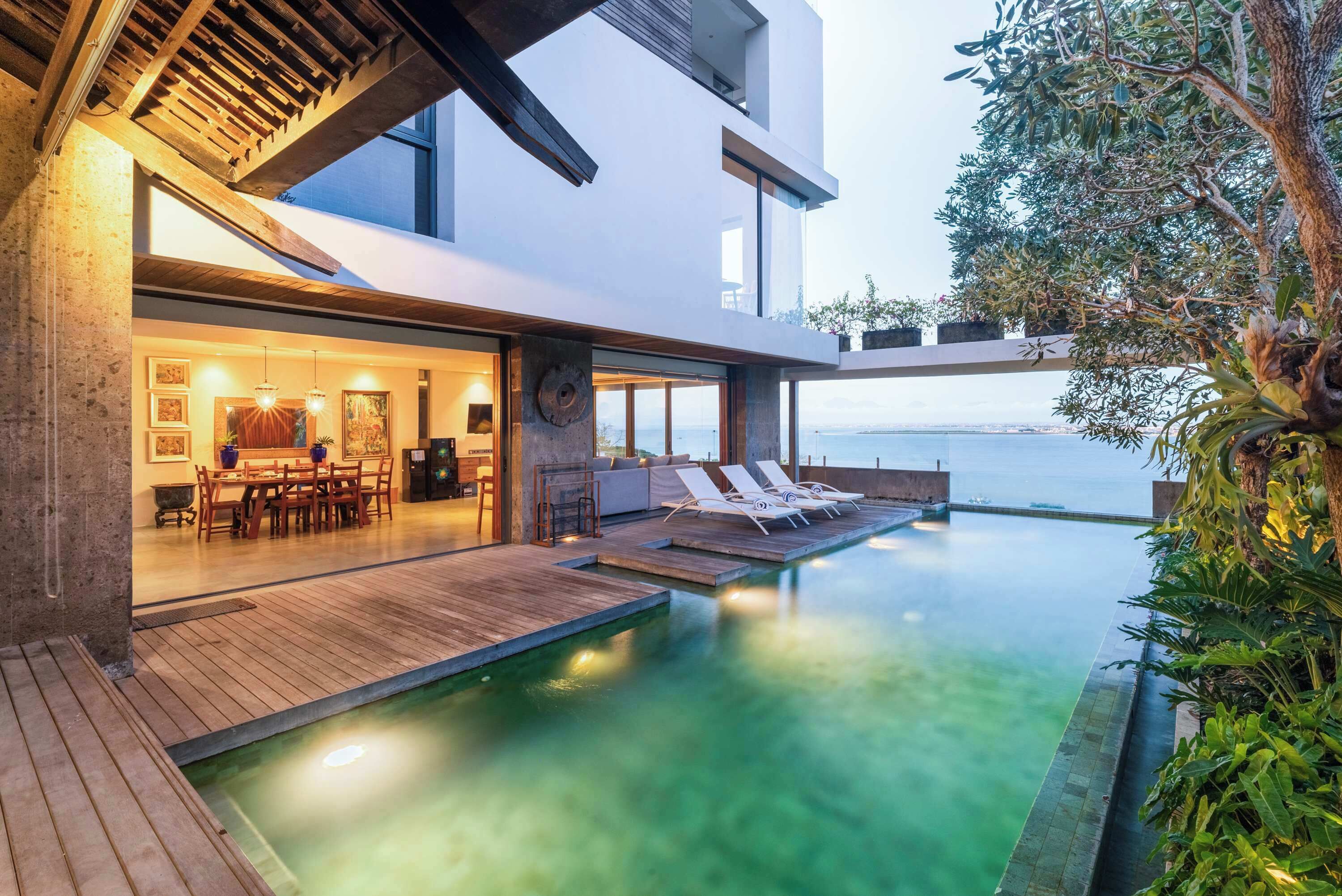 Luxury Villa, Beach View | Pool