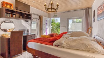1 Schlafzimmer, Zimmersafe, Schreibtisch, kostenloses WLAN