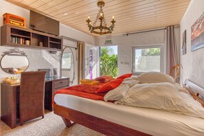 1 bedroom, in-room safe, desk, free WiFi - Hotel Rural Los Piratas 2 – Double room with terrace & pool - Tijarafe, La Palma (Tijarafe)