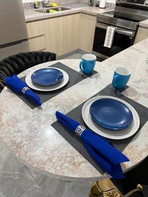 Appartement Confort, balcon, vue ville | Cuisine privée