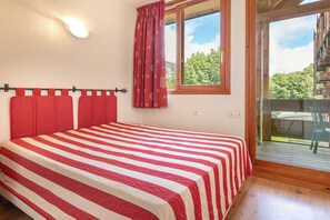 Room - Stay for 5 near Galibier Pass (VALLOIRE)