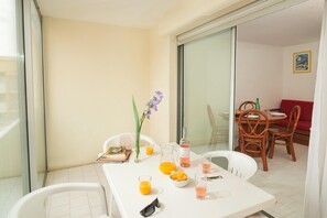 Dining - Family Stay Near Beach & Marina (Cap d'Agde (Hérault))