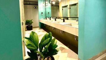 Basic Shared Dormitory, Women only, Non Smoking | Interior