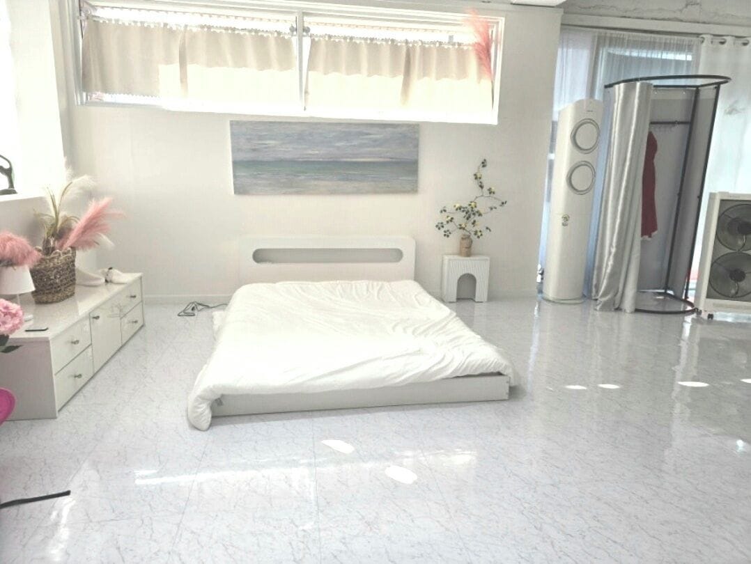 60 pyeong / for up to 30 people Neat/ near Yeongildaejukdo Market / Barbecue setting available | Aerial view