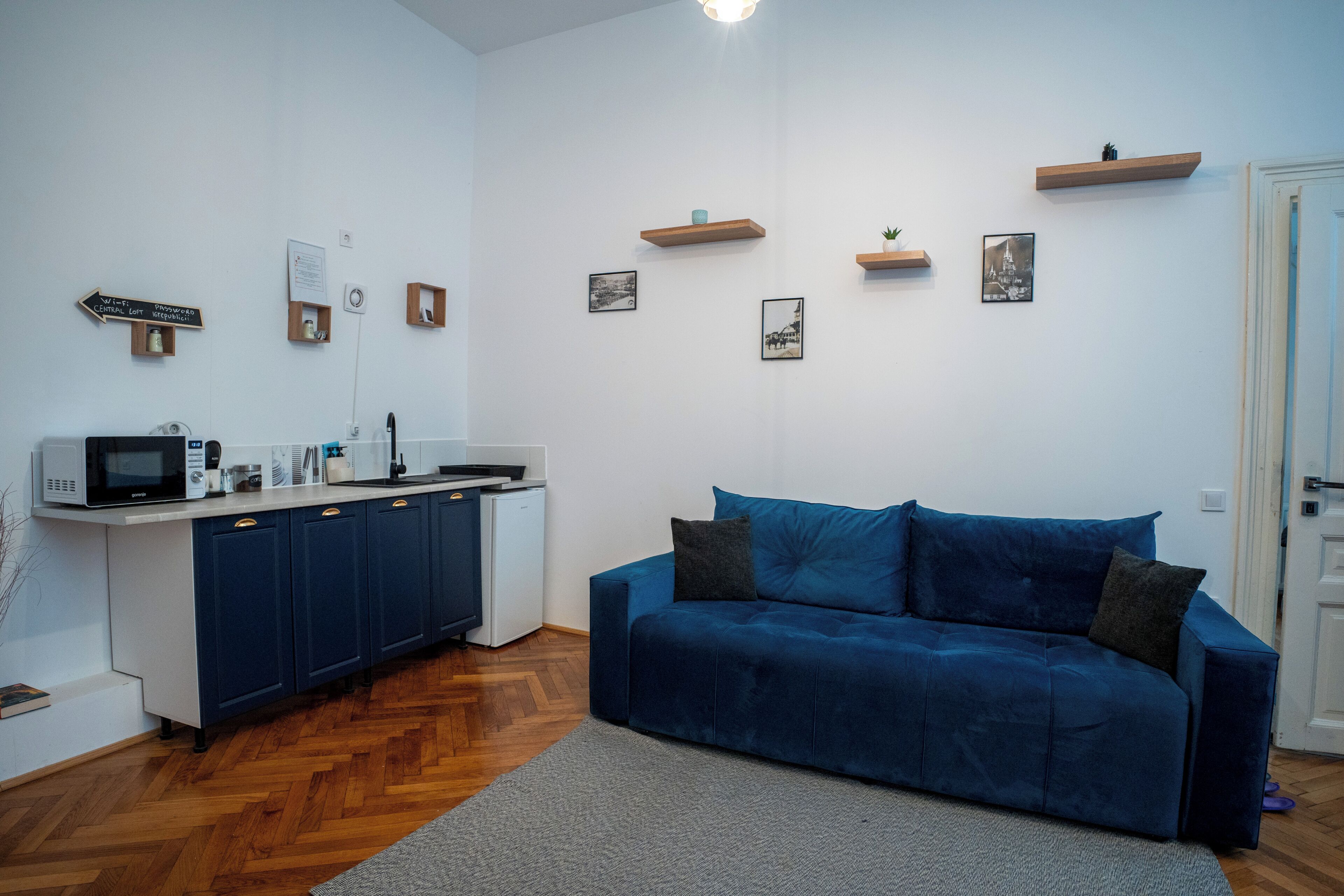 Apartment, Blick auf den Innenhof | Innenbereich