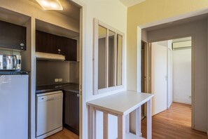 Unclassified image, 2 of 23, button - Spacious Chic Stay Near Golden Isles (LA LONDE LES MAURES)