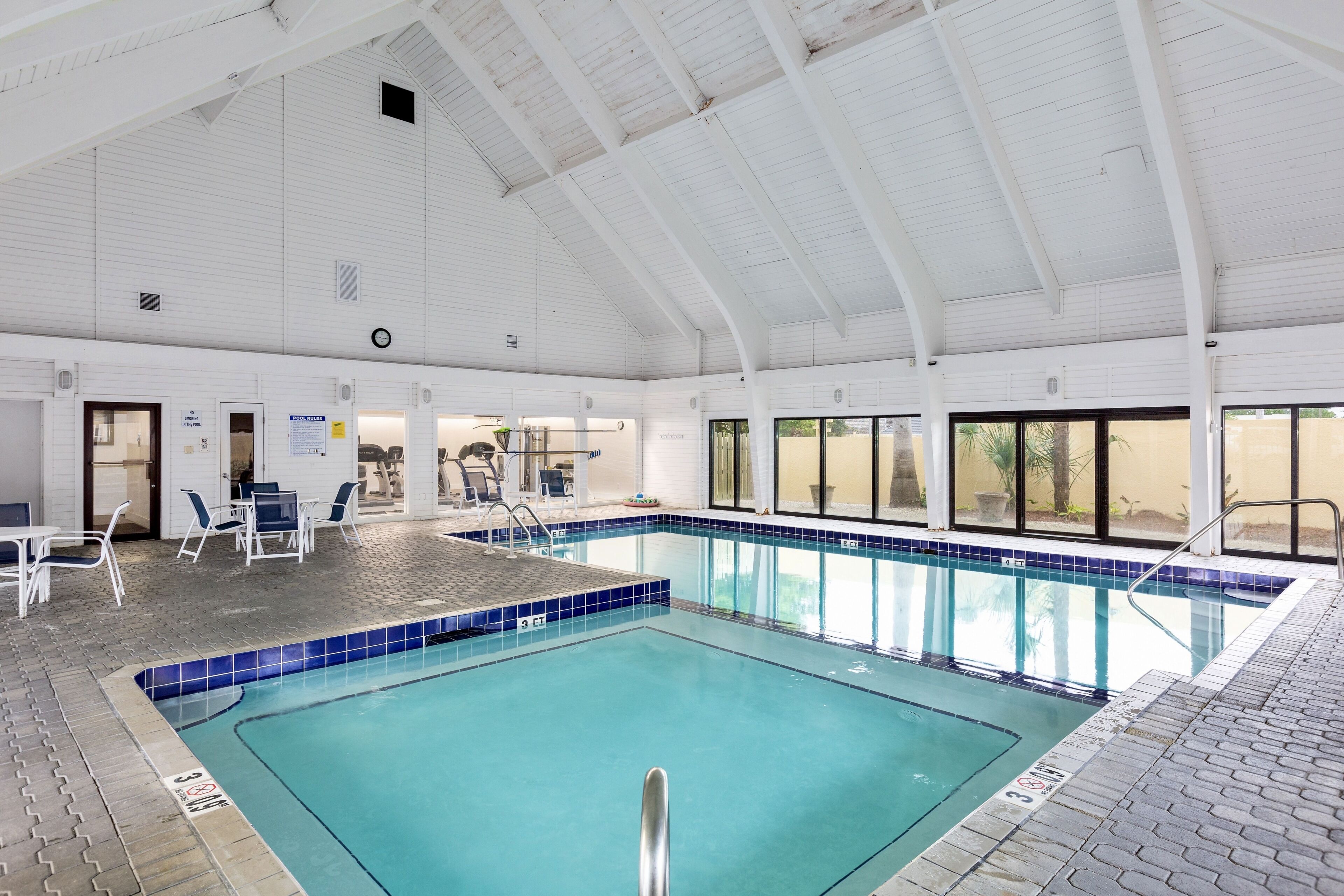 Indoor pool, outdoor pool